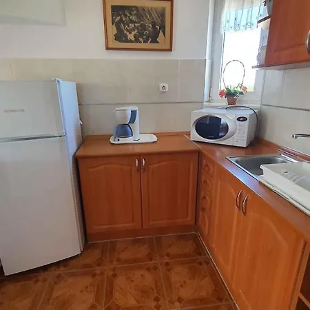 In - Balaton 19917 Siófok