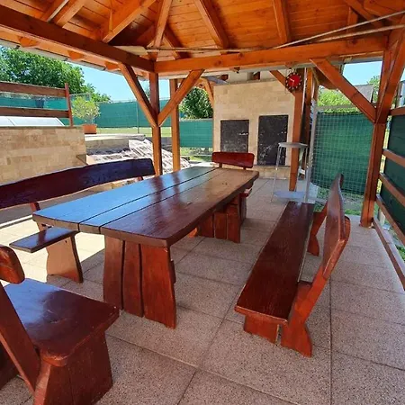 In - Balaton 19917 Сasa de vacaciones Siófok