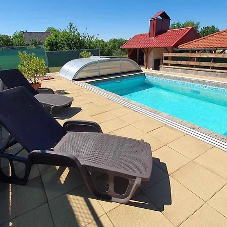 In - Balaton 19917 Сasa de vacaciones *